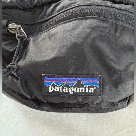 Patagonia Lightweight Travel Mini Hip Pack Black Belt Bag Unisex - Picture 3 of 16